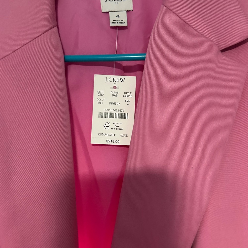 Blazer - Picture 3 of 3